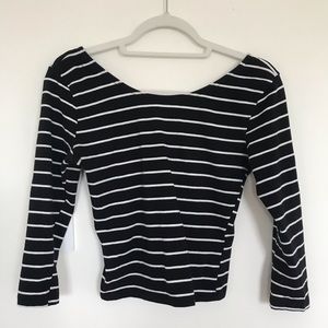 H&M Black and White Striped Quarter Sleeve Top